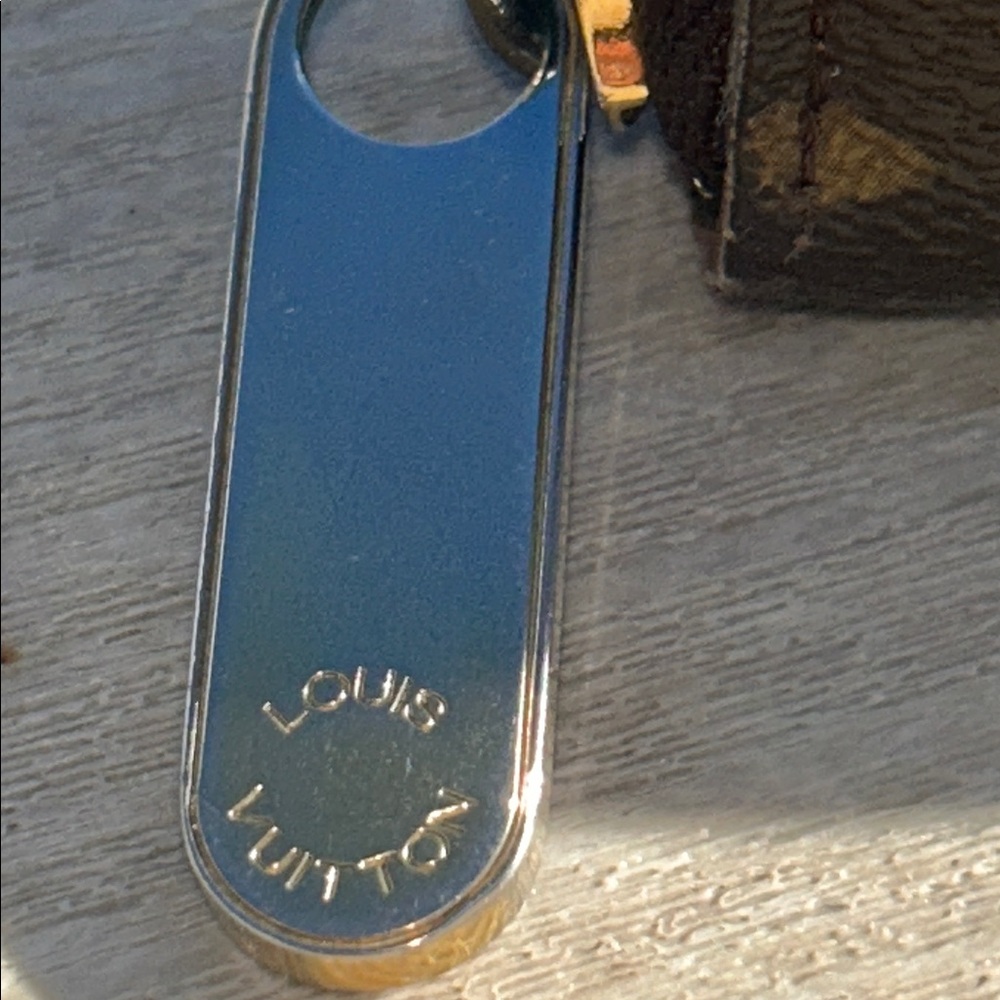 Louis Vuitton Zippy Wallet - Picture 3 of 11
